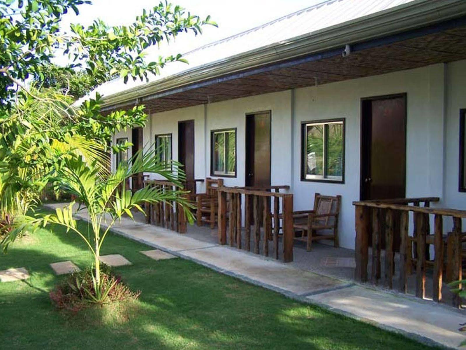 Paragayo Resort Tawala  Экстерьер фото