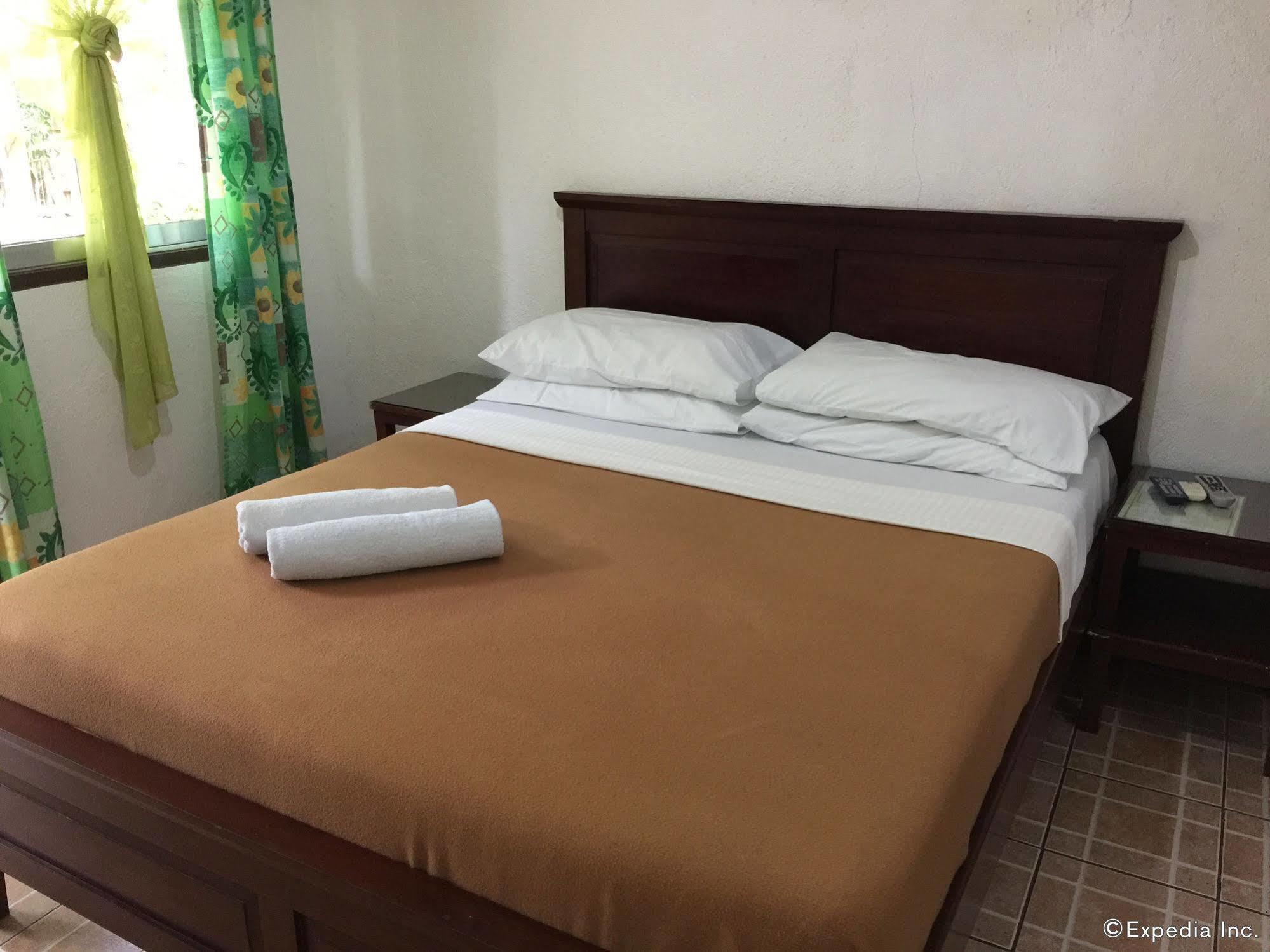 Paragayo Resort Tawala  Экстерьер фото