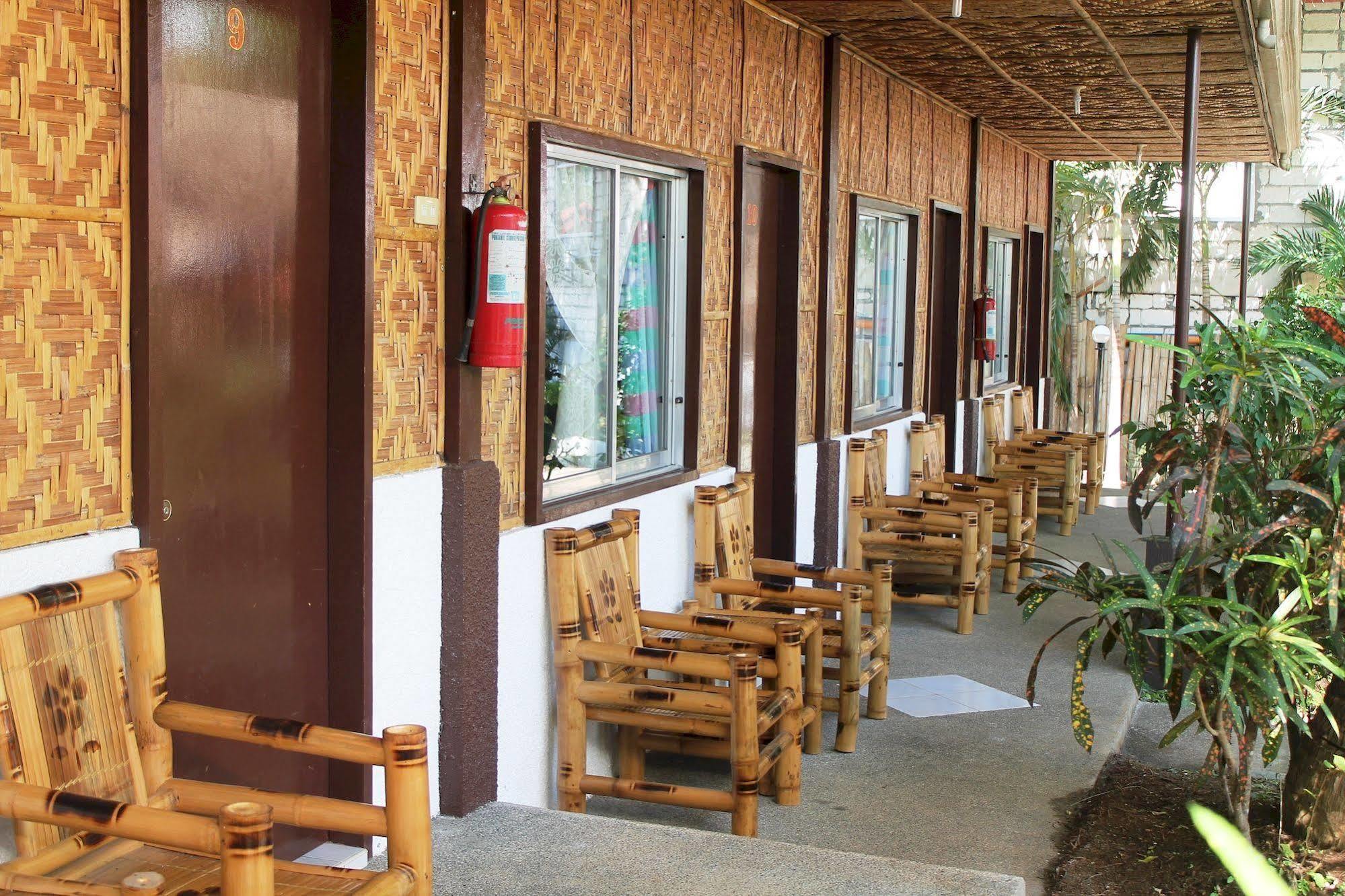 Paragayo Resort Tawala  Экстерьер фото