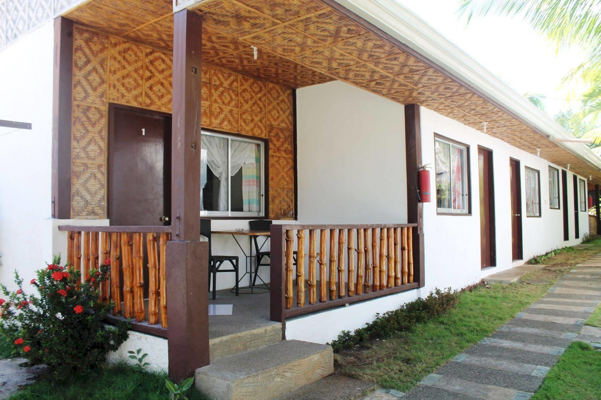 Paragayo Resort Tawala  Экстерьер фото