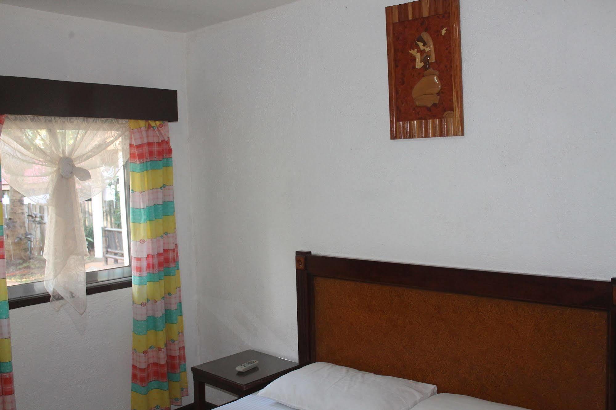 Paragayo Resort Tawala  Экстерьер фото